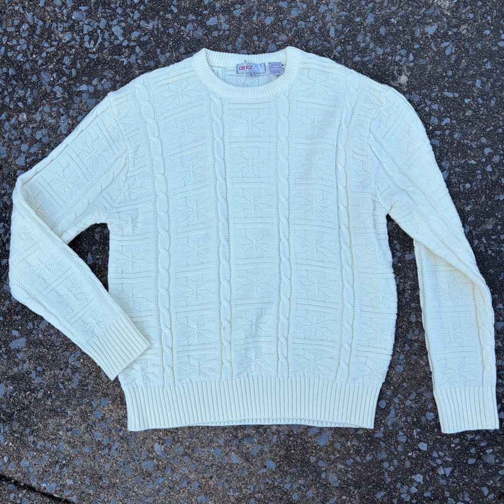 1980s Astorone Buttercream Classic Cable Knit Crewneck Sweater with Star Pattern - Picture 1 of 5